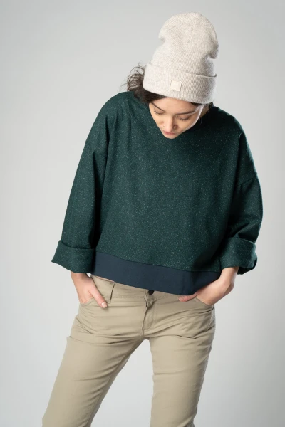 Oversize Pullover in Dunkelgrün für Damen Frontansicht