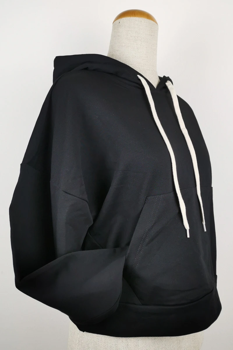 Schwarzer Hoodie für Damen aus Baumwolle Seitenansicht rechts