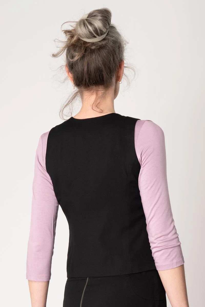 Schwarze Damenweste elegant aus Viskose von Potatoes Rückansicht