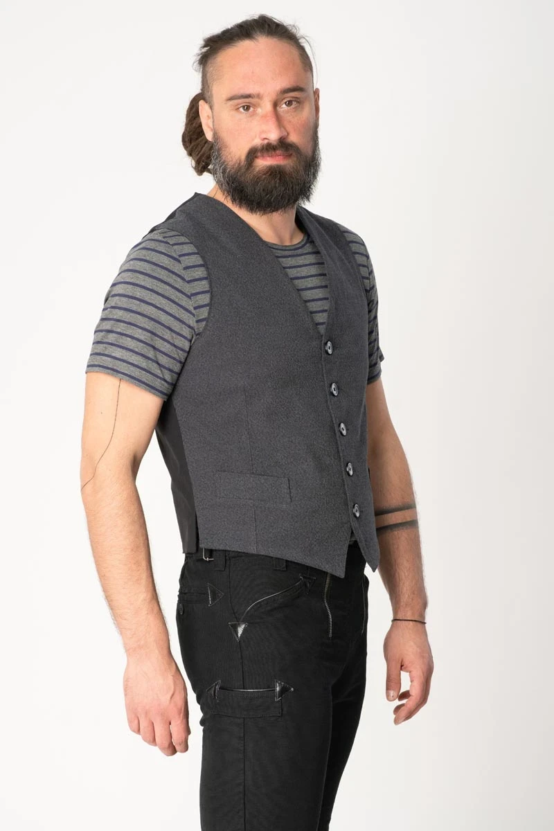 Elegante Herrenweste aus Baumwolle in Anthrazit – fair made