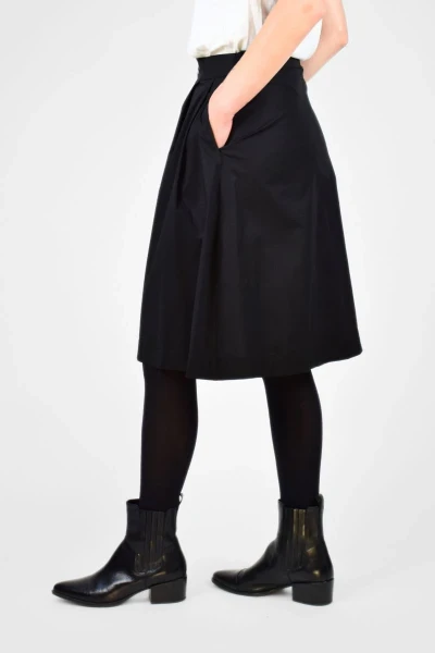 Schwarzer Midirock aus Baumwolle Seitenansicht links