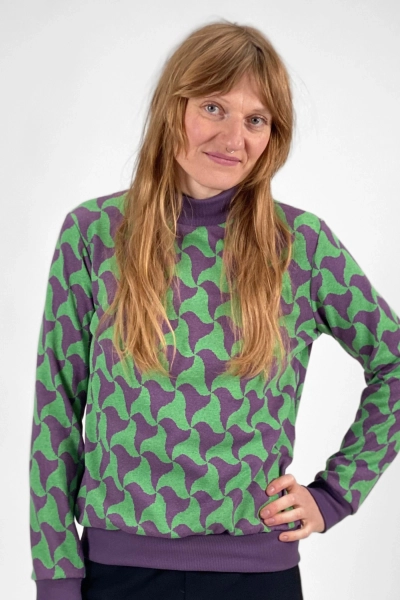Pullover "Ewe" für Damen grün lila Retromuster Ansicht Front