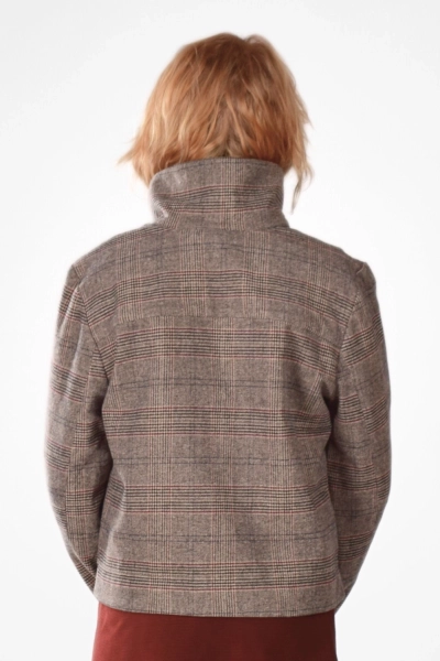 Karierte kurze Jacke für Damen – Trachten-Stil - Adrett