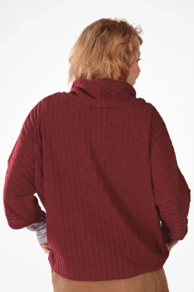 Weiter Pullover für Damen - Stehkragen & Fledermausärmel - weinrot
