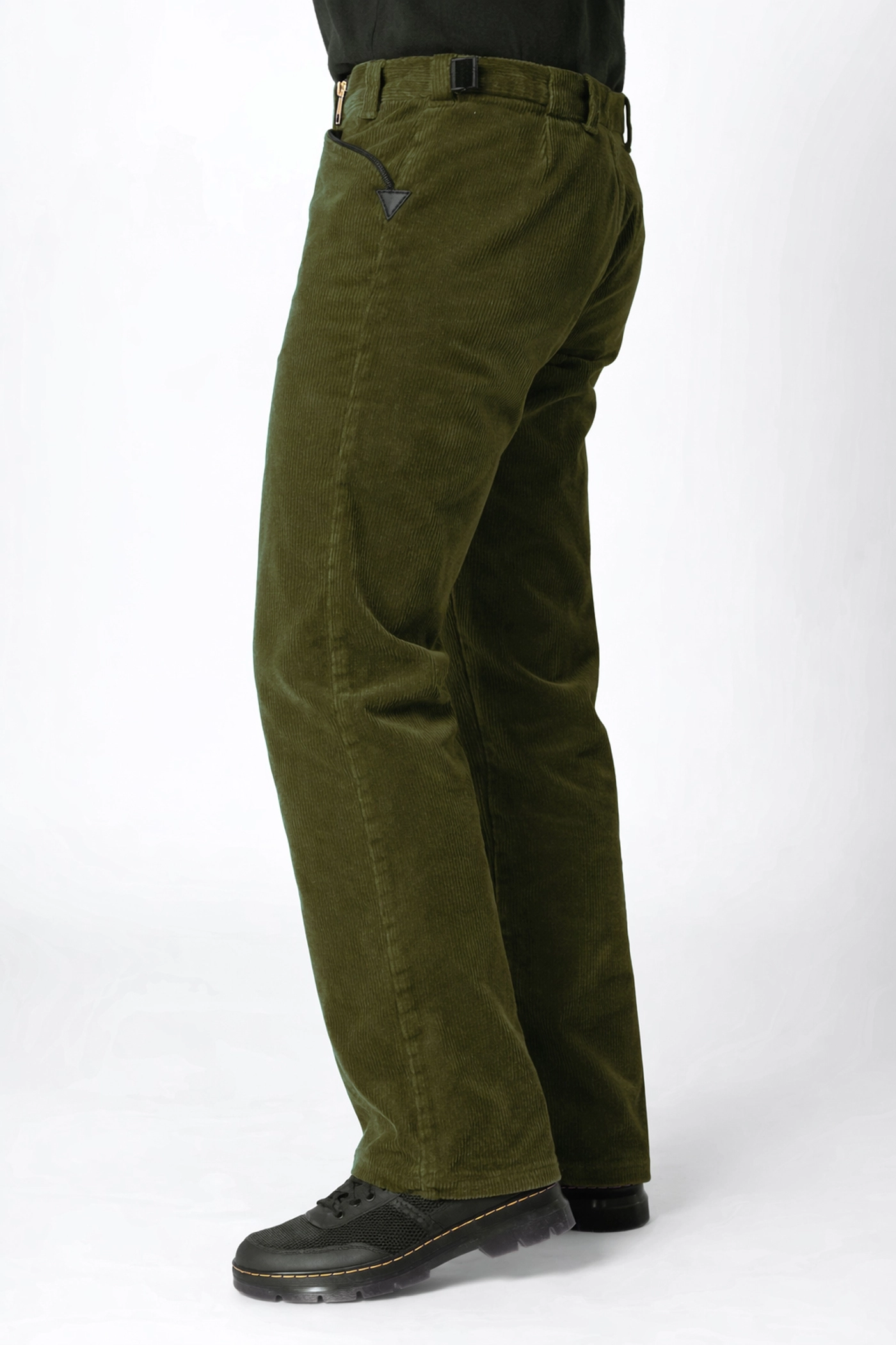 Zimmermann Cordhose für Herren olivgrün - Helden & Halunken - Ansicht linke Seite