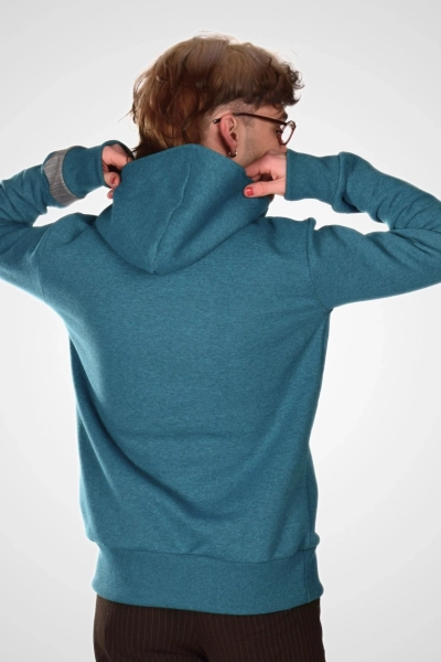 Kapuzenpulli "Carlo" von Potatoes von hinten ohne aufgesetzte Kapuze