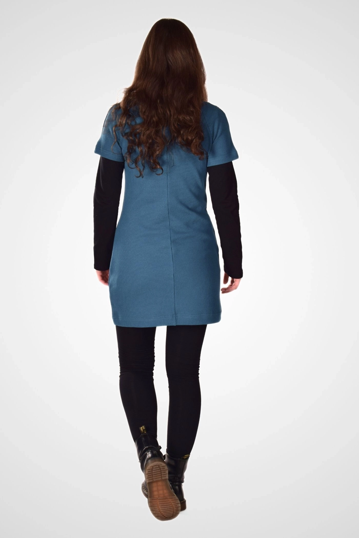 Feinstrickkleid "Smilla" in kurzer, knielanger Länge mit Teilungsnaht im Rücken