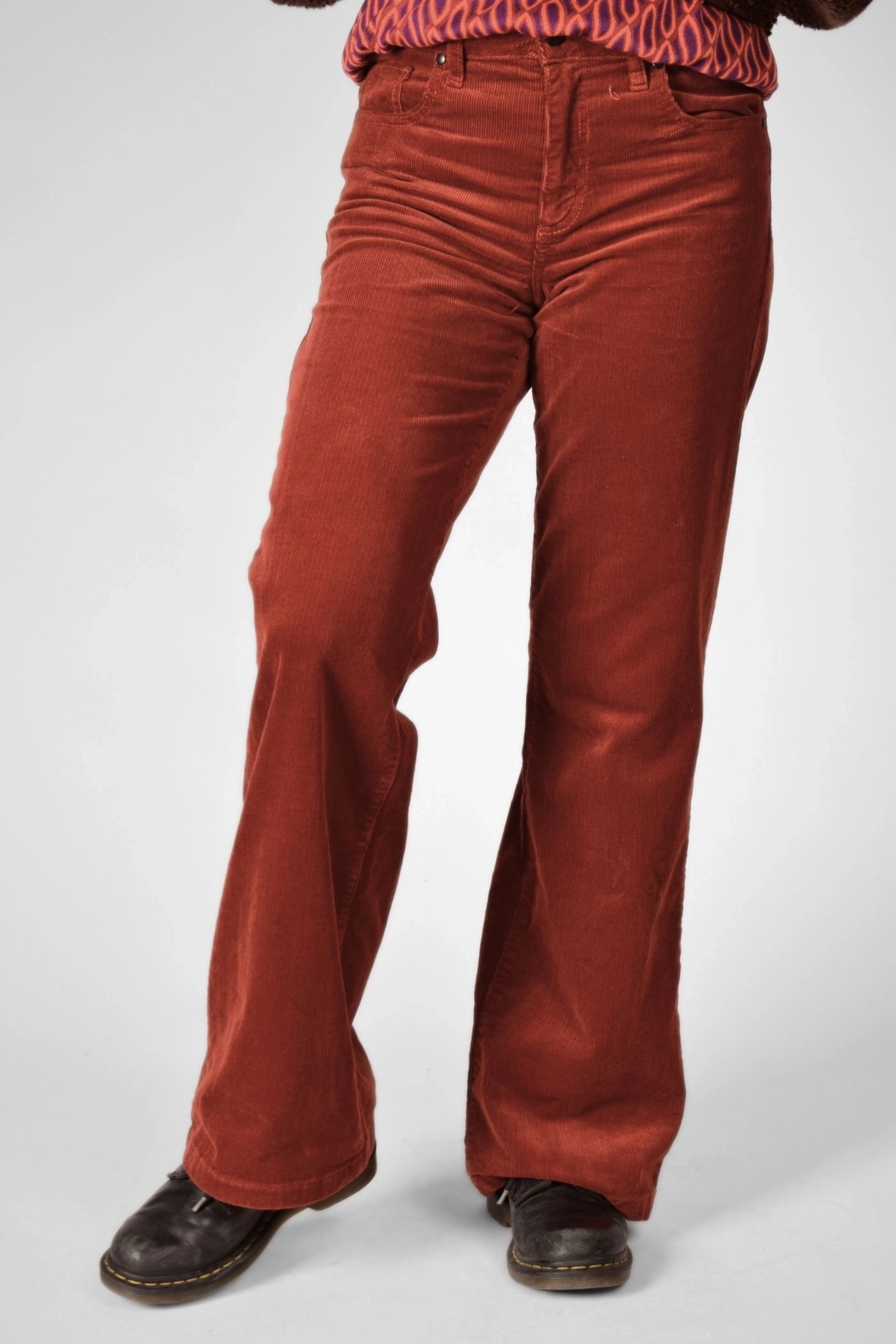 Wide Leg Hose "Marlene" aus Cord in Frontansicht