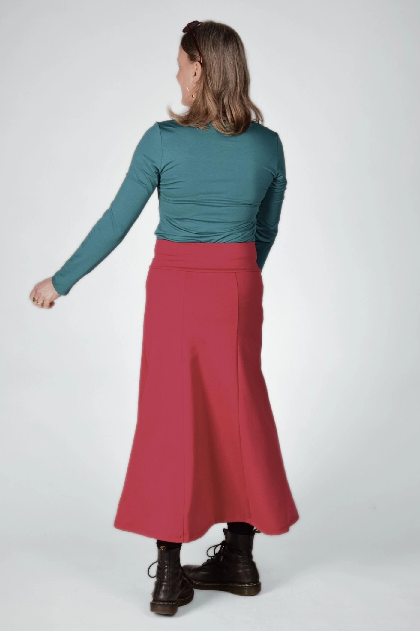 Ansicht von hinten - Rock "Blanche" in Rot