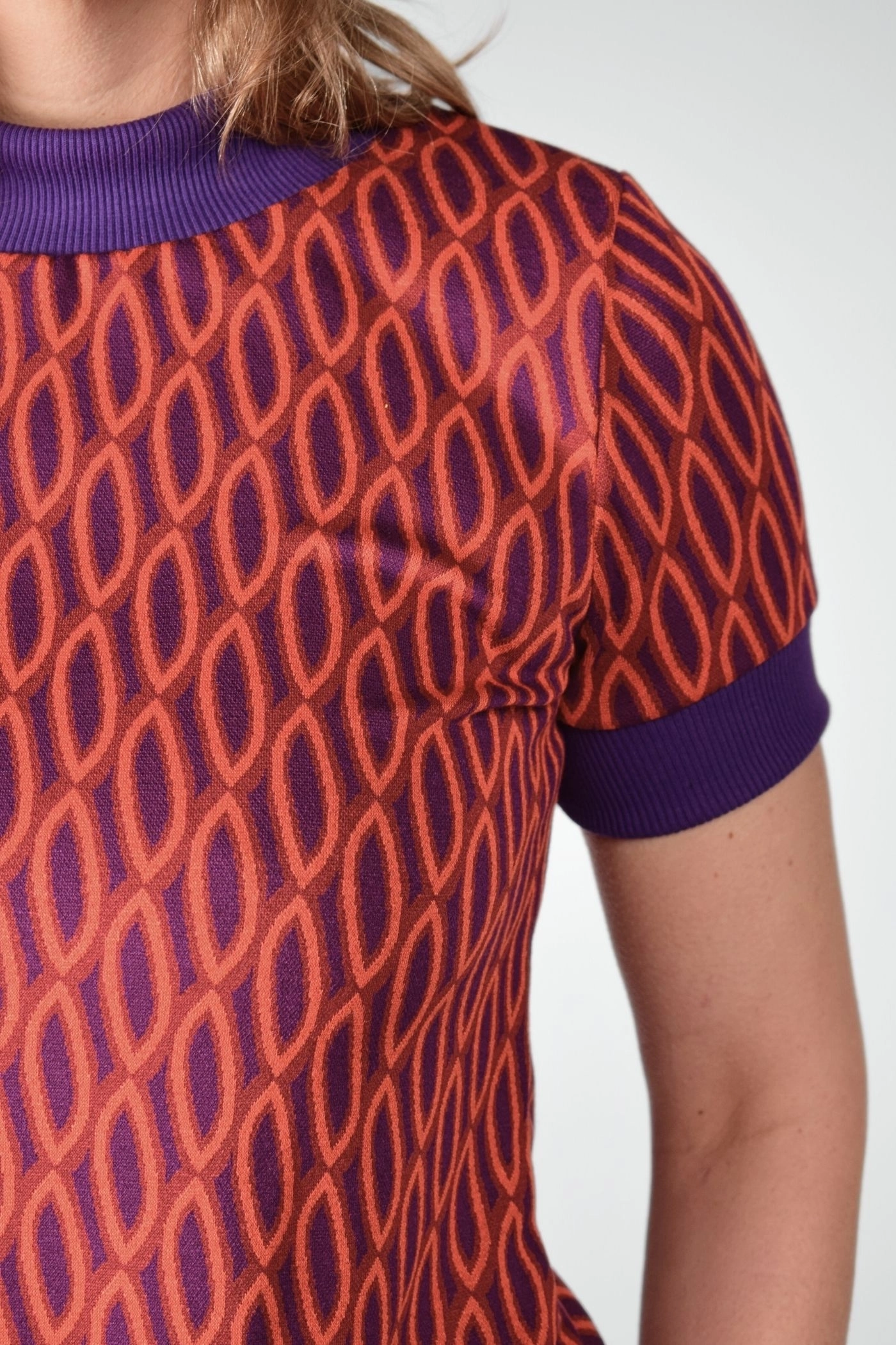 Detailansicht des Musters von Shirt "Anita" kurzarm in Orange/Violet