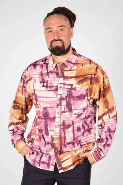 Frontansicht auf Hemd "Vincent" in Orange Rosa Aquarell Muster mit Knopfleiste