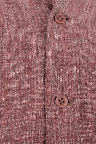 Knöpfe von Hemd "Tobi" mit Gravur "Helden und Halunken" ton in ton passend zur Hemdfarbe