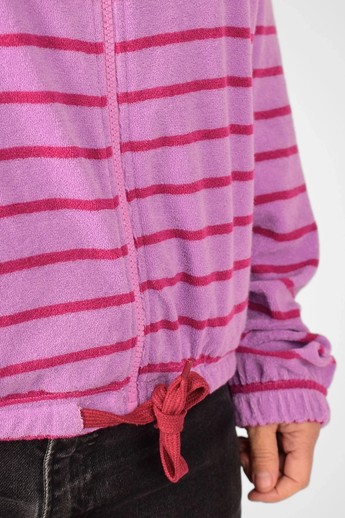 Kurze Frotteejacke für Damen – Pink mit Streifen & Kapuze – Potatoes