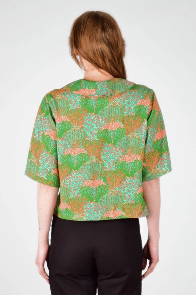 orange grün gemusterte Bluse "Mio" aus Viskose von vorne