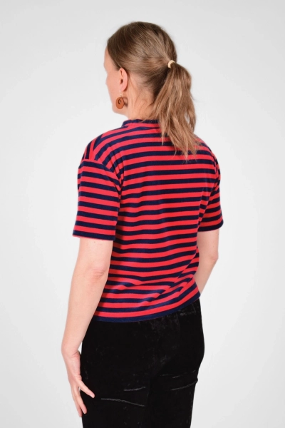 Samt T-Shirt "Katja" Nicki in dunkelblau rot gestreift von vorn