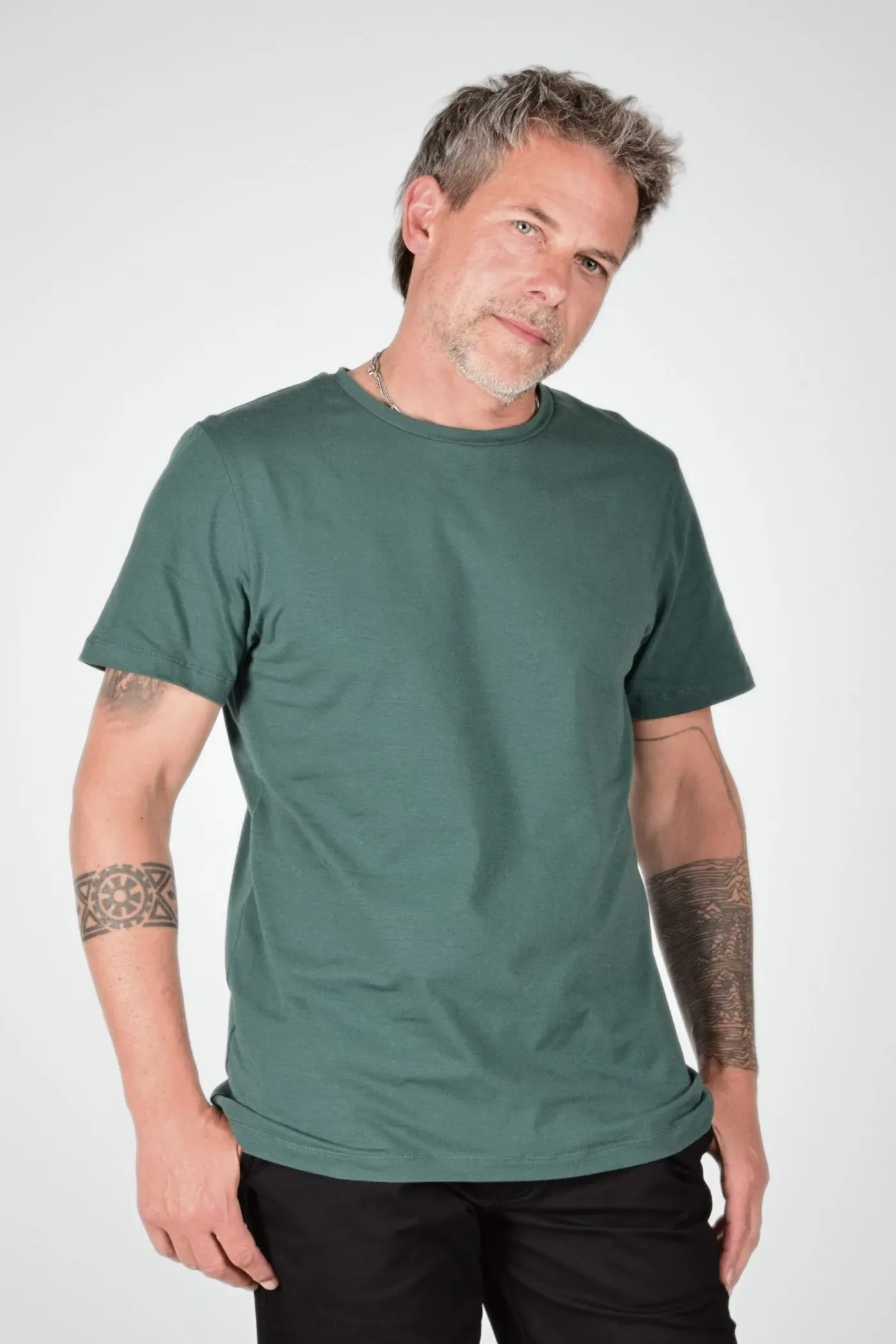 Nachhaltiges T-Shirt für Herren - Baumwolle (Bio) in gewaschenem Grün