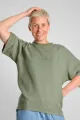 Grünes Oversize Shirt für Damen – Cupro & Rundhals – Potatoes