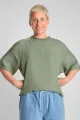 Grünes Oversize Shirt für Damen – Cupro & Rundhals – Potatoes