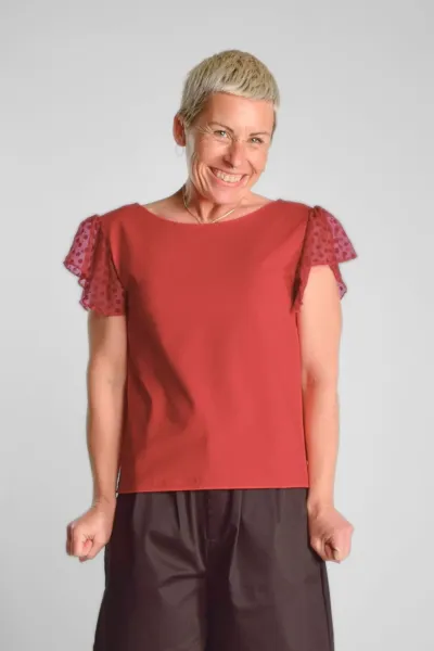 Rotes Bio Top für Damen – Bio-Baumwolle & Rüschen – Green Potatoes