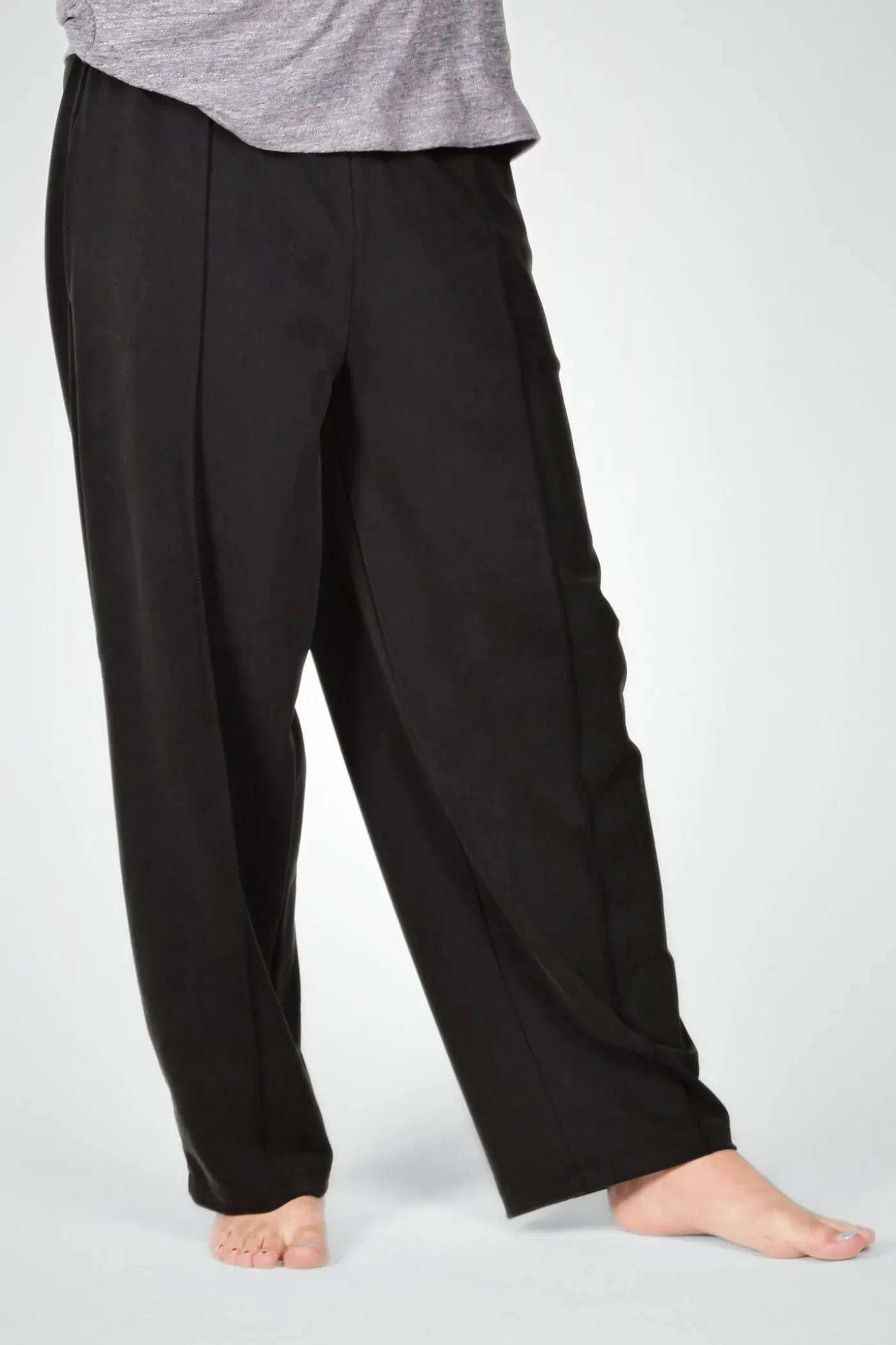 Weite Unisex-Schlupfhose aus Modal in Schwarz - Slow Fashion