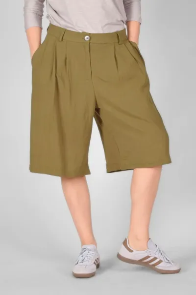 Bundfalten Shorts für Damen oliv - fair produziert kaufen