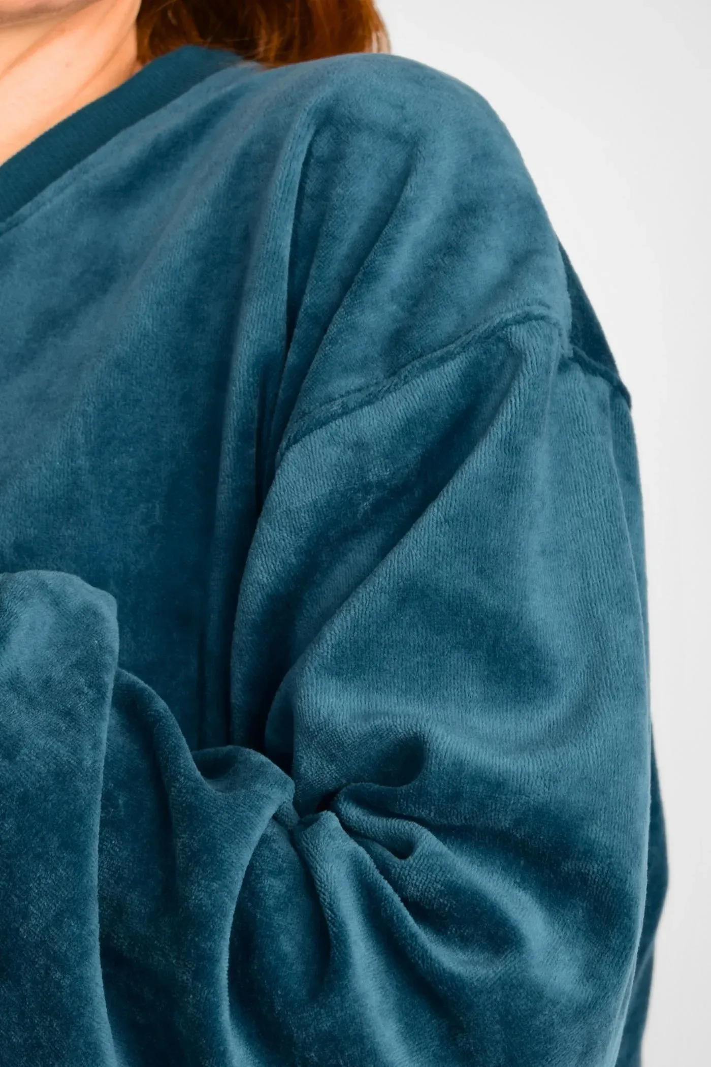 Samt Nicki Pullover für Damen in Petrol - fair produziert - Potatoes