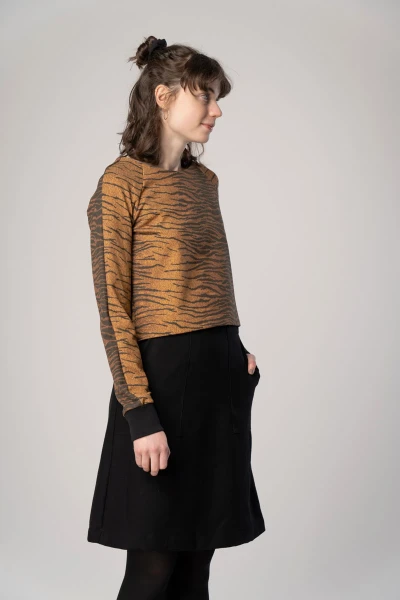 Pullover Damen Tiger Animal Print Nahansicht rechte Seite