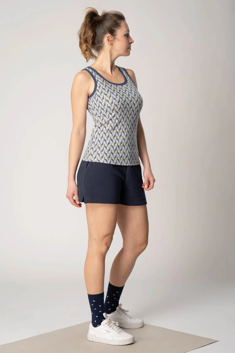 Tanktop Blau für Damen mit Papageien Muster Seitenansicht