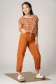 Viskose Bluse Kurzarm Batik Muster Orange-Braun Ganzkörperansicht