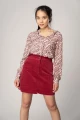 Viskose Bluse Langarm in Beige Rot gemustert in Kombi mit Rock Beate