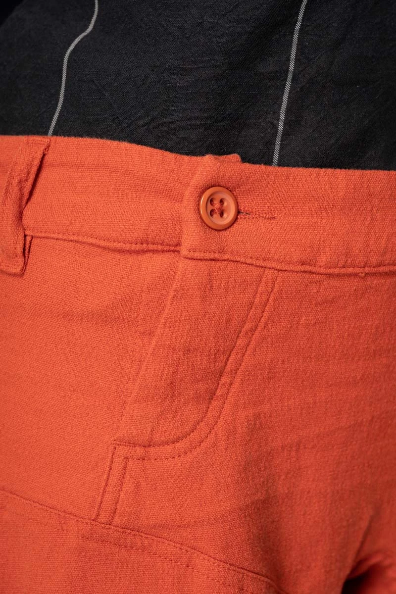 Wide Leg Hose für Damen Orange Detailansicht von Knopfverschluss