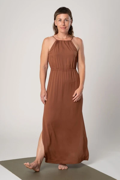 Maxikleid aus Viskose in Braun von Mrs.Hippie Frontansicht