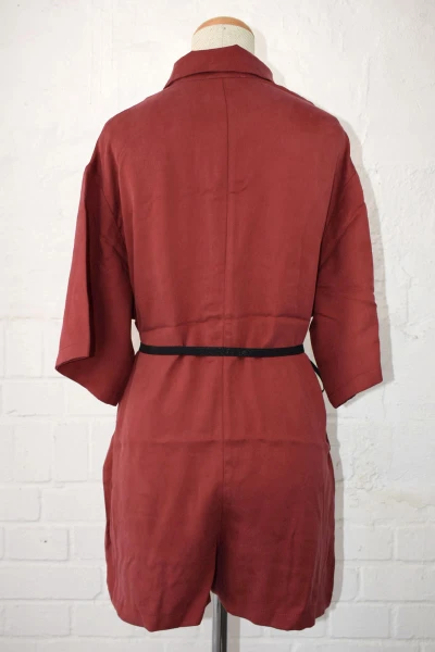 Jumpsuit kurz für Damen in Rot Ansicht von vorne