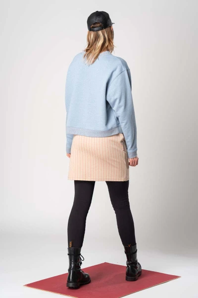 Damenpullover Oversize Hellblau Ansicht seitlich von hinten