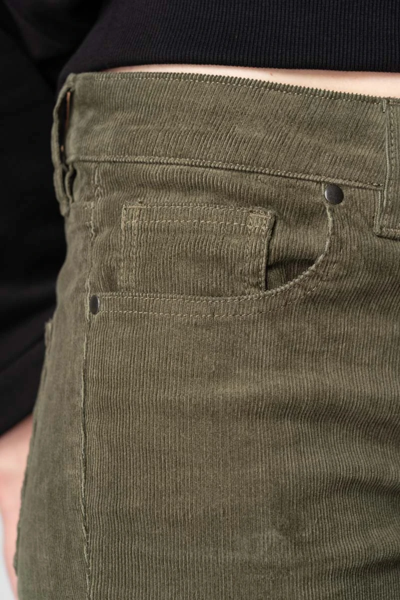 Bootcut Cordhose Damen Grün Detailansicht Seitentasche