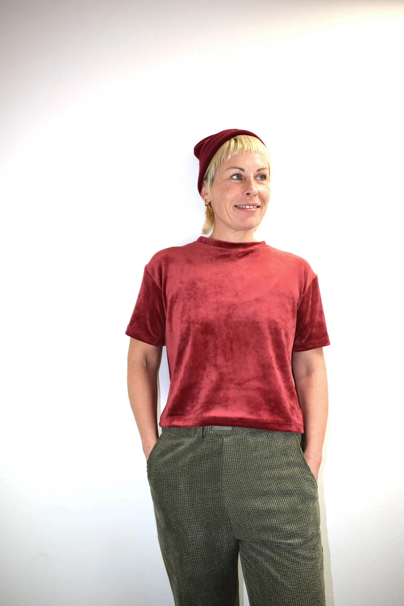 Samt T-Shirt für Damen in Rot Ansicht frontal