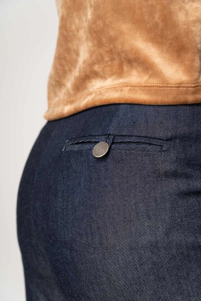 Hosenrock kurz für Damen in Jeansblau Detailansicht Rückseite