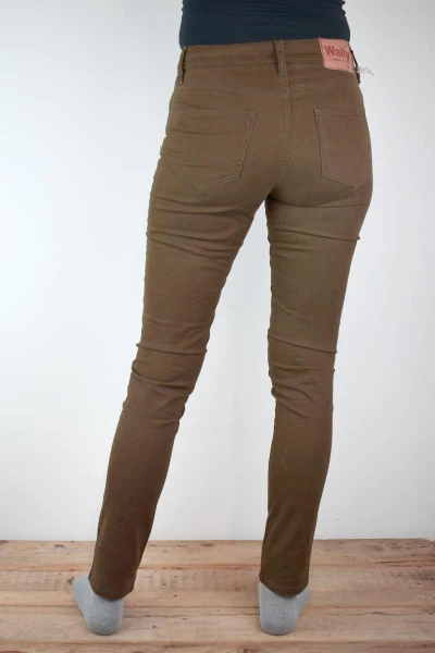 Slim Hose für Damen in Braun mit schwarzen Streifen Ansicht Front