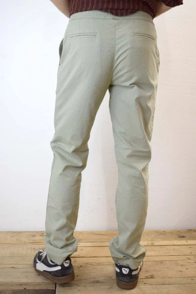 Joggpants für Herren Heugrün Ansicht Front