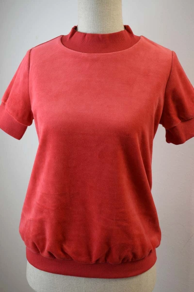 Ansicht Shirt Nickisamt in Rot Ansicht Front