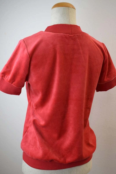 Ansicht Shirt Nickisamt in Rot Ansicht Front