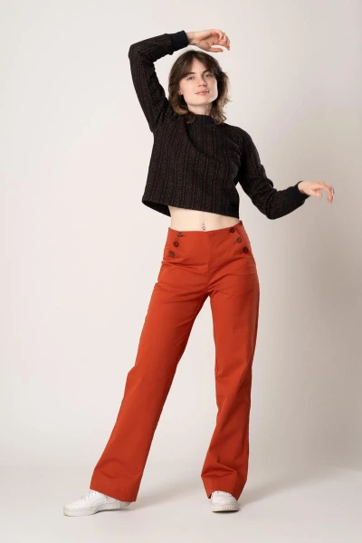 Lange Damenhose mit weitem Bein in Orange-Rot Ansicht Front