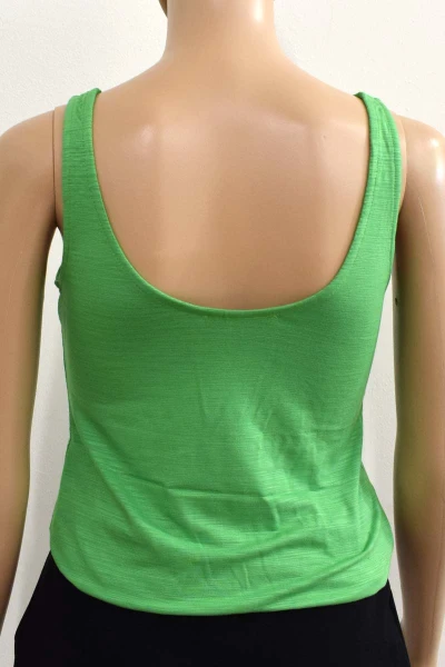 Tanktop für Damen aus Viskose in Wiesengrün Ansicht Front