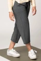 Culotte Hose für Damen in Grau in 7/8-Länge Ansicht seitlich