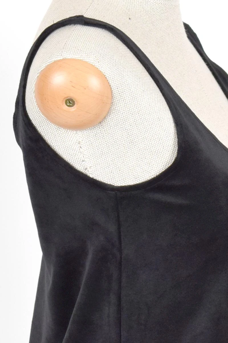 Tanktop aus Nickisamt für Damen in Schwarz von Adrett Detailansicht