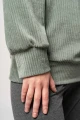 Troyer Pullover für Damen aus Jerseycord in Mintgrün von Potatoes Detailansicht Ärmelbund