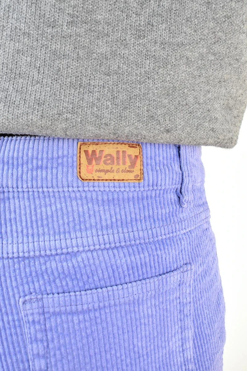 Breitcordhose für Damen in Flieder von Wally Detailansicht Detailansciht Rückseite